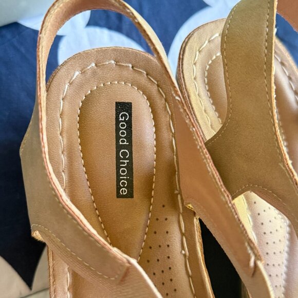 GOOD CHOICE Womens Beige Flower Beck Toe Wedge Slip On Heeled Sandal sz 9.5 - Picture 5 of 8